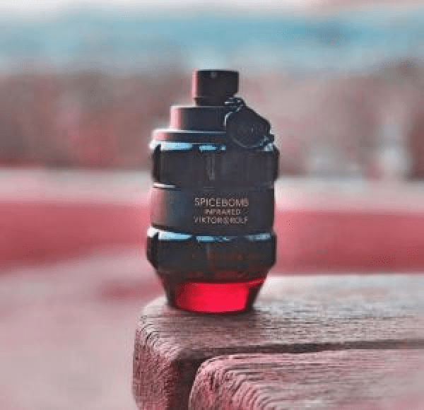 VIKTOR_&_ROLF SPICEBOMB INFRARED EDT 90ML - Image 5