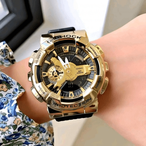 G_Shock GA 110 Black & Gold - Image 3
