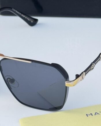 Maybach_236_gold_black
