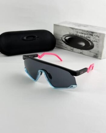 Oakley_pink_blue_9280
