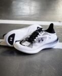 Under.r Armour Echo SlipSpeed White Black2