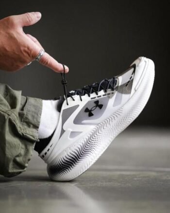 Under.r Armour Echo SlipSpeed White Black