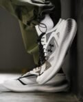 Under.r Armour Echo SlipSpeed White Black2