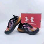 Under.r Armour Echo Slipspeed Black Rebel Pink1