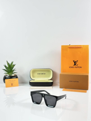 Louis Vuitton 1502 Shine Black Sunglasses with oversized square frame and dark lenses