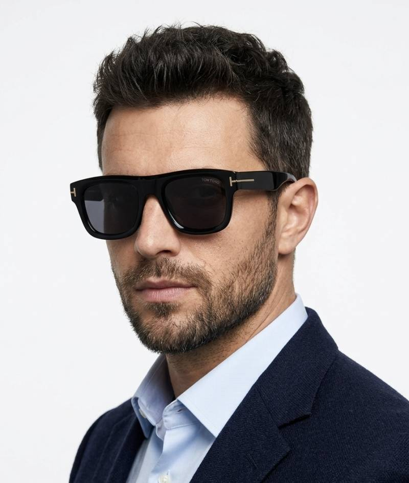177 Tom Ford 259 Black Sunglasses with dark lenses and glossy square frame