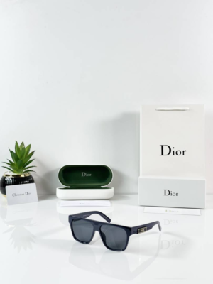 Diyor 9805 Blue Black rectangular sunglasses with dark tinted lenses