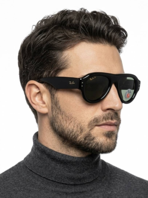 Rey ban Puffer 6832 Black Green sunglasses with green tinted lenses