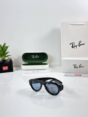 Rey ban Puffer 6832 Shine Black Blue sunglasses with glossy black frame and blue lenses