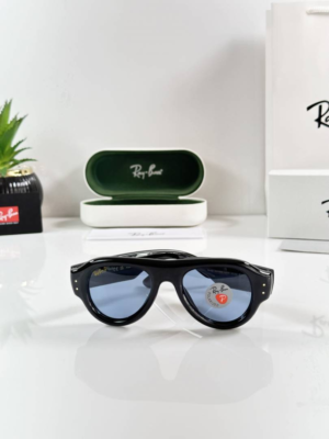 Rey ban Puffer 6832 Shine Black Blue sunglasses with glossy black frame and blue lenses